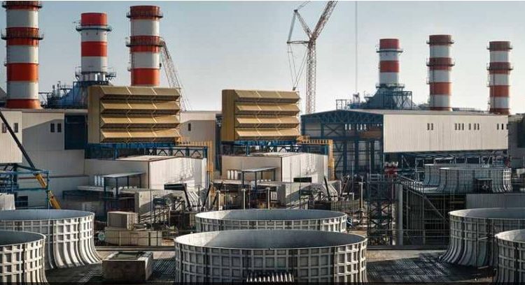 الحكومة : استكمال طرح محطات توليد الكهرباء من طاقة الرياح بجبل الزيت